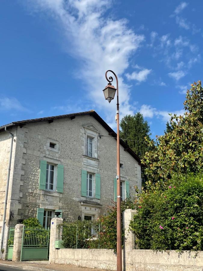 La Maison D'Hortense Et Lili Allemans Esterno foto