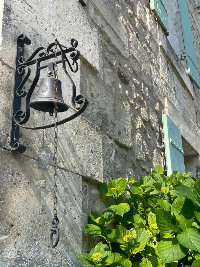 La Maison D'Hortense Et Lili Allemans Esterno foto